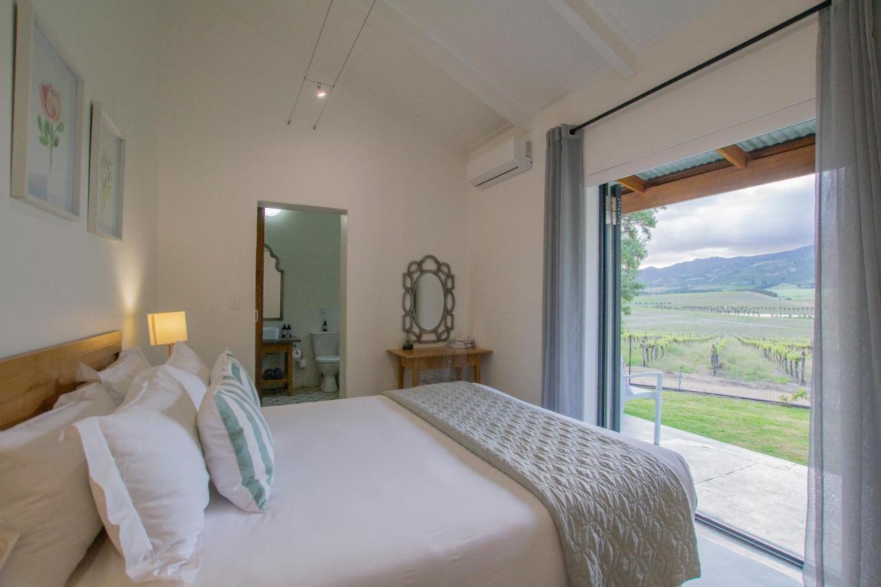 Denneboom Vineyards And Wildlife Apartment Парл Екстериор снимка