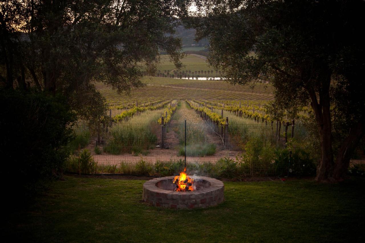 Denneboom Vineyards And Wildlife Apartment Парл Екстериор снимка